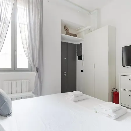 Appartement Guesthost - Bright Mm2 Sant'agostino Milaan