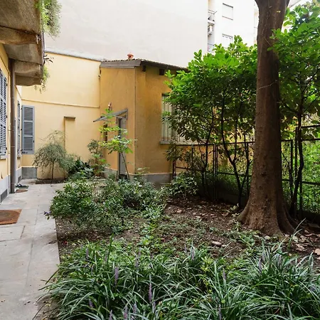 Guesthost - Bright Mm2 Sant'agostino Appartement